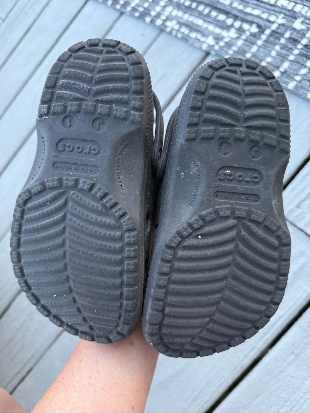 CROCS Kids Classic Clog in Black J1